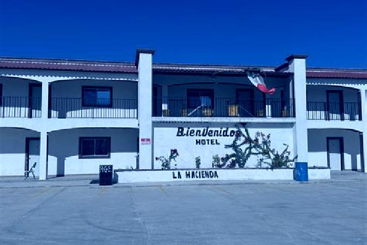 Evelyn, 27 — Escort in El Vergelito, Mexico