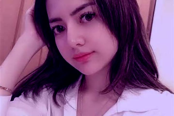 Evelyn, 27 — Escort in Ngabungan, Indonesia