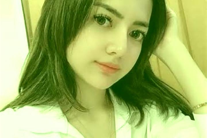 Evelyn, 27 — Escort in Paokmotong Utara, Indonesia