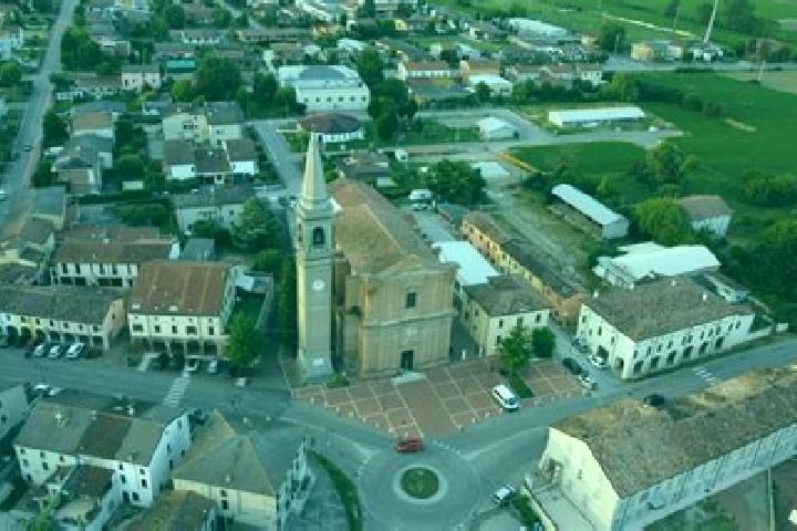 Evelyn, 27 — Escort in San Giacomo delle Segnate, Italy