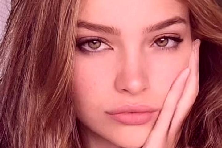 Evelyn, 28, a brunette green-eyed slavic companion based in Andamui. Offering Duos, GFE, Deep French Kissing, Party Girl. Available for incall and outcall, o...