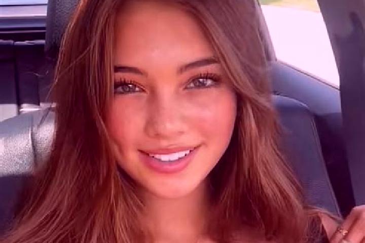 Evelyn, 28, a brunette grey-eyed middle eastern companion based in Banigbe. Offering A-Level, Deep French Kissing, Erotic Massage. Available for incall and o...