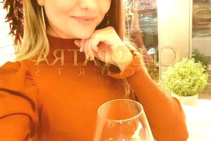 Evelyn, 28, a chestnut grey-eyed mediterranean companion based in Colonias Unidas. Offering Erotic Massage, Deep French Kissing, Overnight, Dinner Date, OWO....