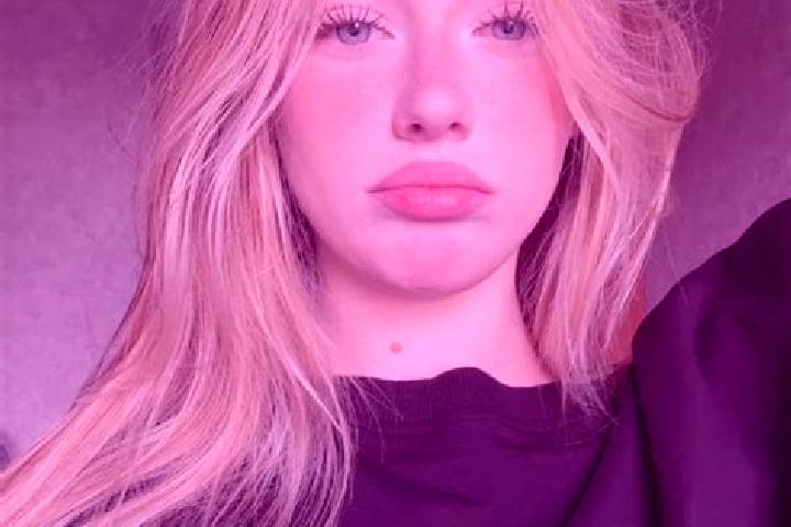 Evelyn, 28 — Escort in Branosera, Spain