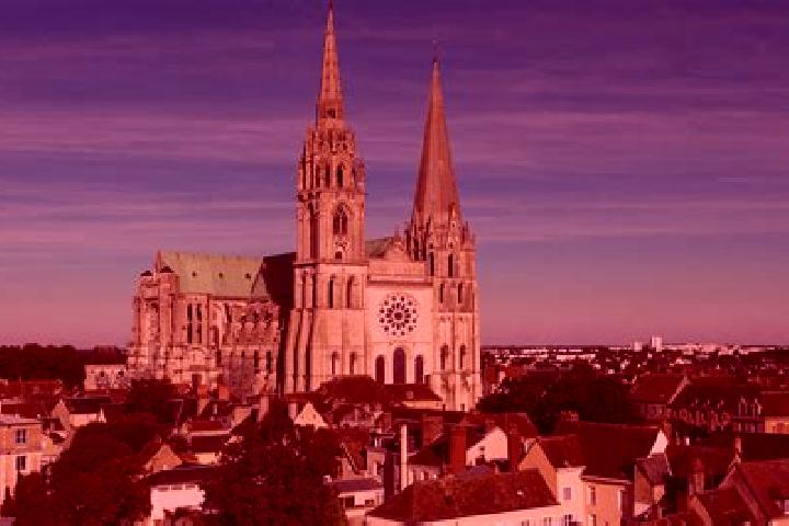 Evelyn, 28 — Escort in Chartres-de-Bretagne, France