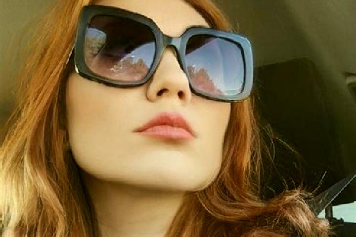 Evelyn, 28 — Escort in Comisani, Romania
