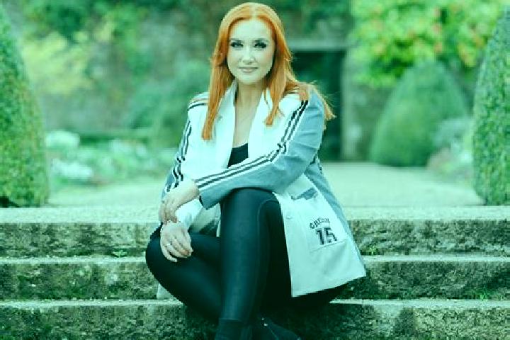 Evelyn, 28 — Escort in Ferns, Ireland