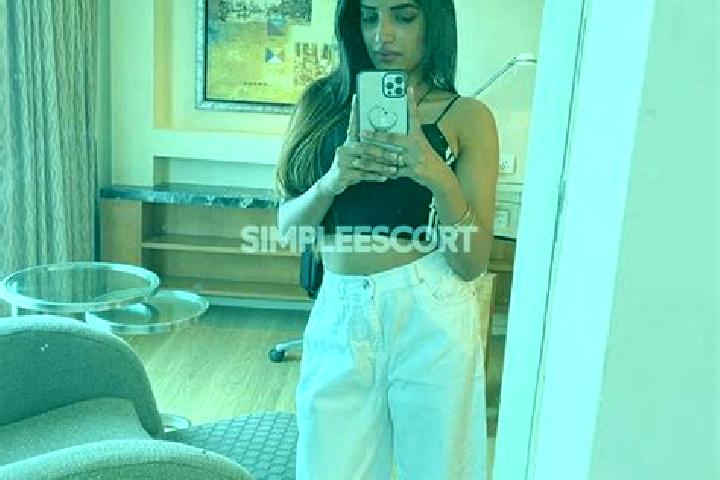 Evelyn, 28 — Escort in Green Bay, United States