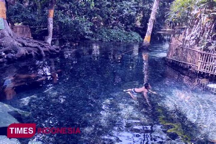 Evelyn, 28 — Escort in Umbulan, Indonesia