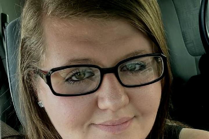 Evelyn, 28 — Escort in Uniontown, United States