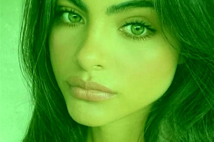 Evelyn, 29, a brunette green-eyed latina companion based in Arza. Offering Domination, Overnight, Prostate Massage, Travel Companion. Available for incall an...
