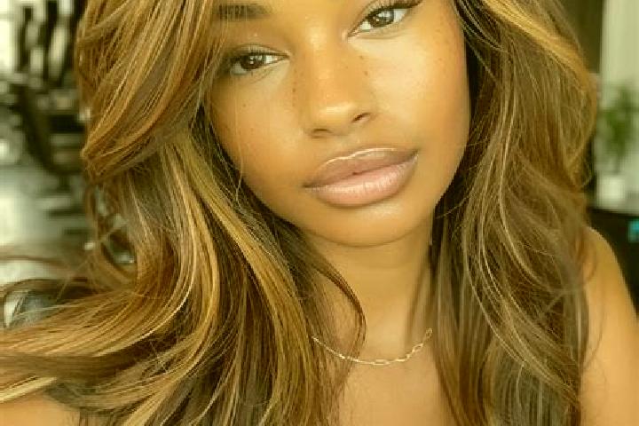 Evelyn, 29, a dark blonde hazel-eyed mixed companion based in Callantsoog. Offering Girlfriend Experience, CIM, Travel Companion. Available for incall and ou...