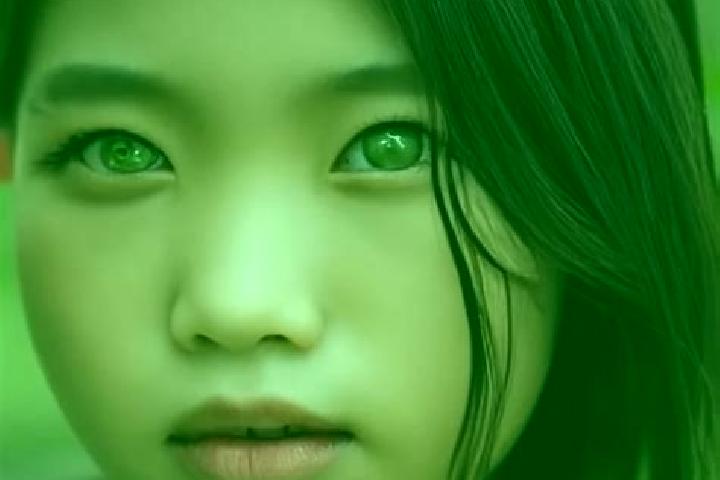 Evelyn, 29, a red green-eyed asian companion based in Fennimore. Offering Couples, Massage, Roleplay, Fetish. Available for incall and outcall, day and eveni...
