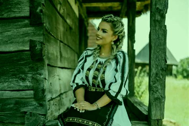 Evelyn, 29 — Escort in Lapugiu de Jos, Romania
