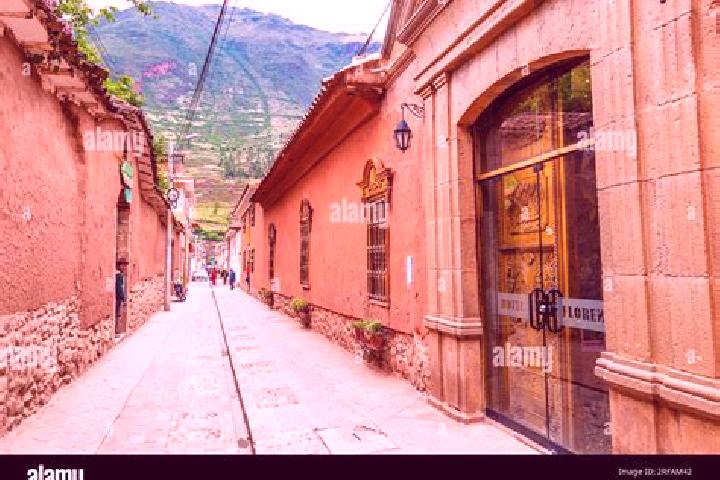 Evelyn, 29 — Escort in Pisac, Peru