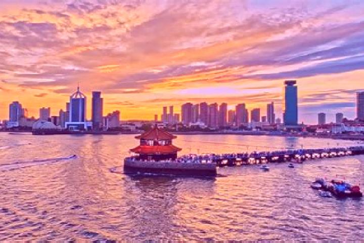 Evelyn, 29 — Escort in Xiangang, China