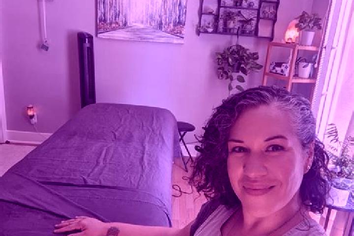 Evelyn, 30, a black brown-eyed middle eastern companion based in Gregory. Offering BDSM, Overnight, Erotic Massage. Available for incall and outcall, overnig...