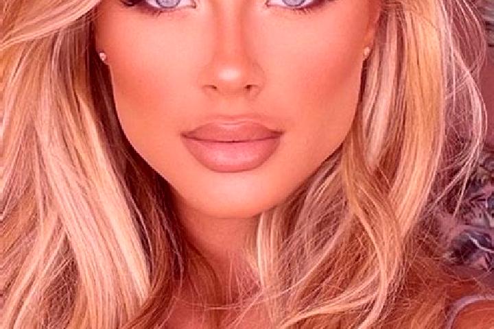 Evelyn, 30, a blonde blue-eyed latina companion based in Itinga do Para. Offering GFE, BDSM, Girlfriend Experience. Available for incall and outcall, overnig...