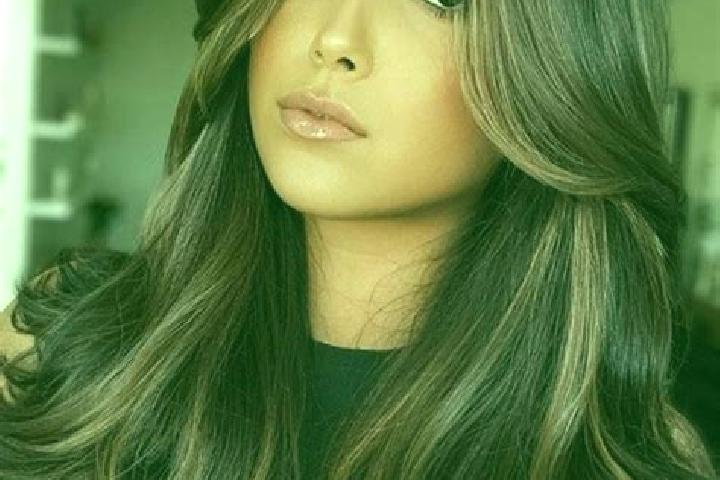 Evelyn, 30, a brunette dark-eyed mixed companion based in Pollone. Offering Deep French Kissing, Striptease, Dinner Date, A-Level, Overnight. Available for i...