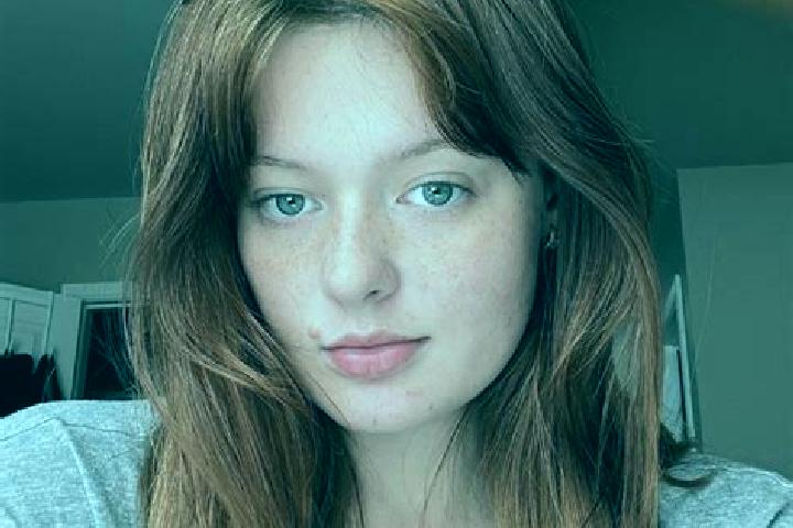 Evelyn, 30, a chestnut blue-eyed mixed companion based in Pogranichnyy. Offering Prostate Massage, OWO, Party Girl, Duos. Available for incall and outcall, o...
