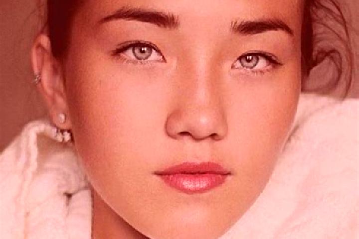 Evelyn, 30, a chestnut grey-eyed caucasian companion based in Dyeou. Offering BDSM, GFE, Couples. Available for incall and outcall, overnight bookings availa...