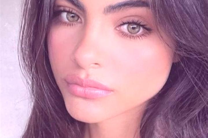 Evelyn, 30, a chestnut hazel-eyed european companion based in Torri in Sabina. Offering Couples, Striptease, Overnight, Domination. Available for incall and ...