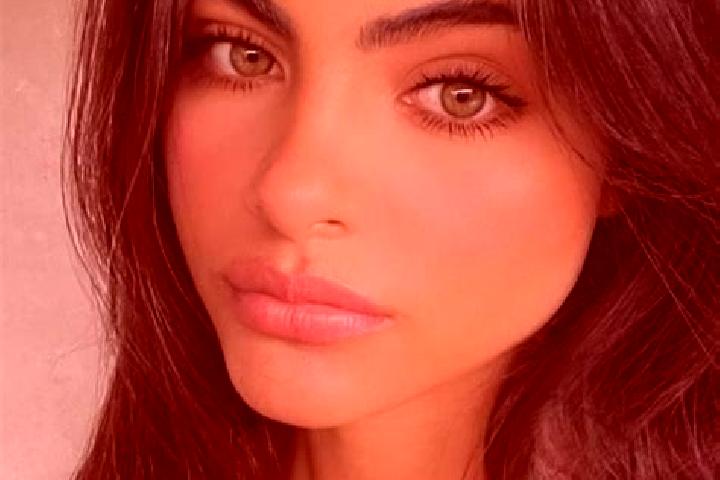 Evelyn, 30, a red green-eyed caucasian companion based in Gaozuo. Offering A-Level, Fetish, Tantra. Available for incall and outcall, overnight bookings avai...