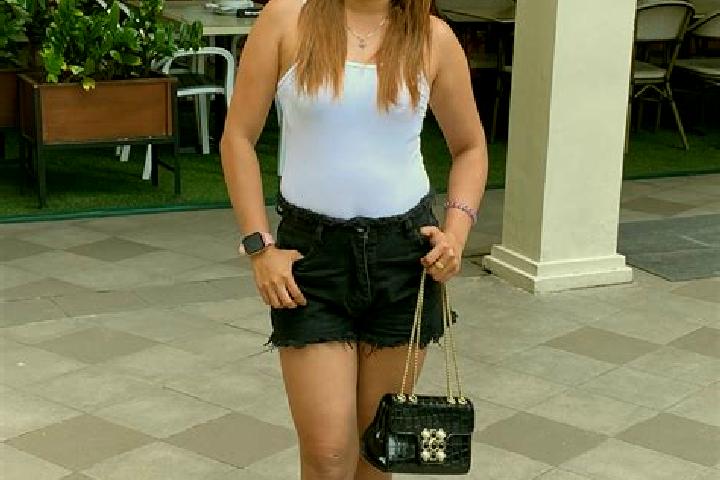 Evelyn, 30 — Escort in Borbon, Philippines