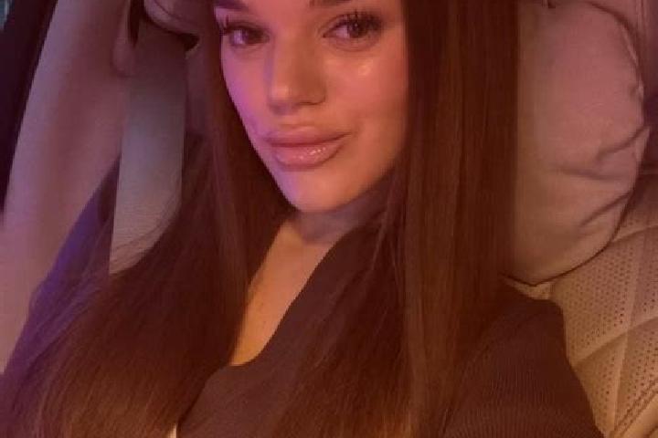 Evelyn, 30 — Escort in Verba, Ukraine