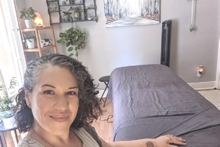Evelyn, 31, a auburn brown-eyed middle eastern companion based in Ponte Branca. Offering Massage, Erotic Massage, Overnight, Dinner Date. Available for incal...