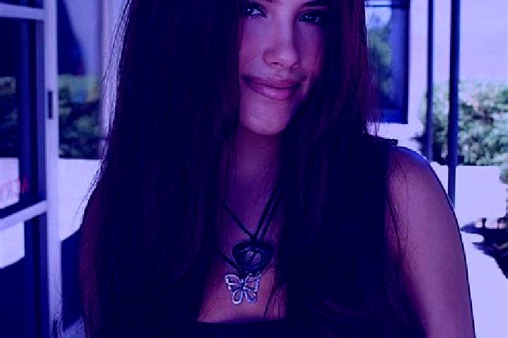 Evelyn, 31, a auburn dark-eyed european companion based in Grottaferrata. Offering BDSM, Party Girl, Striptease, Dinner Date, GFE. Available for incall and o...