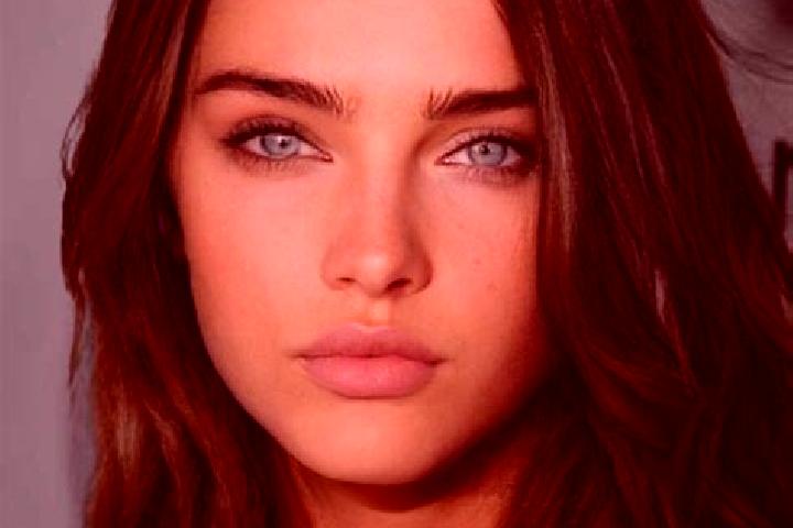 Evelyn, 31, a black amber-eyed slavic companion based in Cenei. Offering Dinner Date, A-Level, Massage, Deep French Kissing. Available for incall and outcall...
