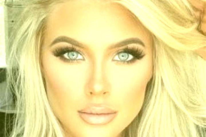 Evelyn, 31, a platinum blonde brown-eyed ebony companion based in Le Palais. Offering Duos, Deep French Kissing, CIM. Available for incall and outcall, overn...