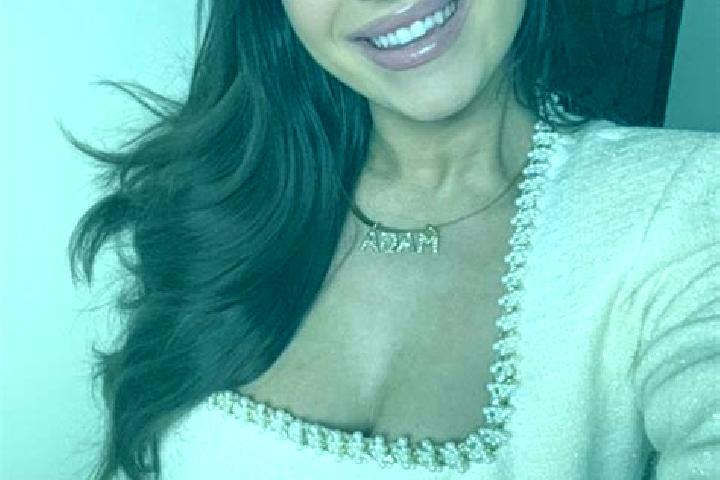 Evelyn, 31 — Escort in Bordeaux-Saint-Clair, France