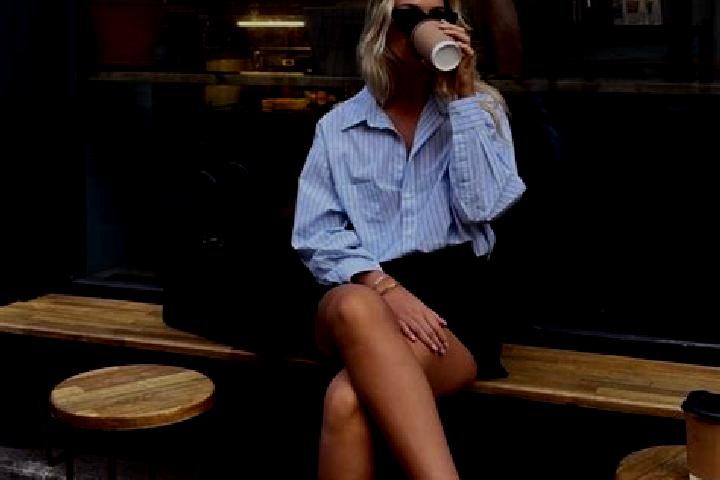 Evelyn, 31 — Escort in Cogles, France