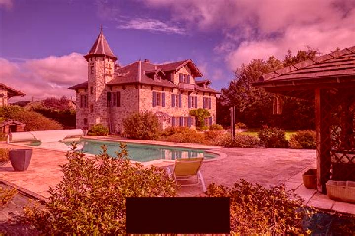 Evelyn, 31 — Escort in Hauteville-sur-Fier, France