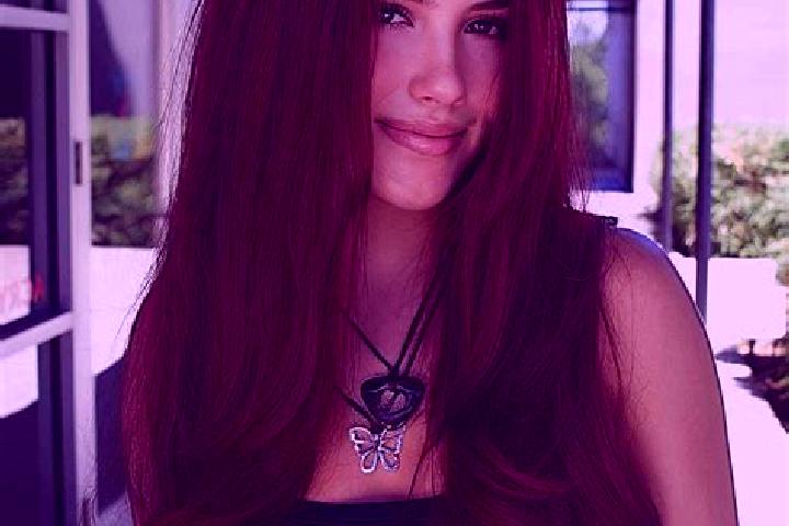 Evelyn, 32, a auburn dark-eyed caucasian companion based in Pariamarca. Offering Erotic Massage, Domination, Deep French Kissing, GFE. Available for incall a...