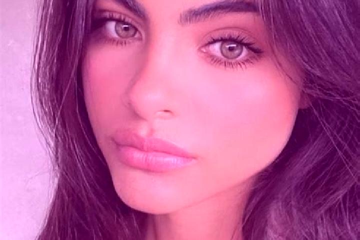 Evelyn, 32, a brunette dark-eyed middle eastern companion based in Chatburn. Offering Girlfriend Experience, Striptease, Roleplay, CIM. Available for incall ...