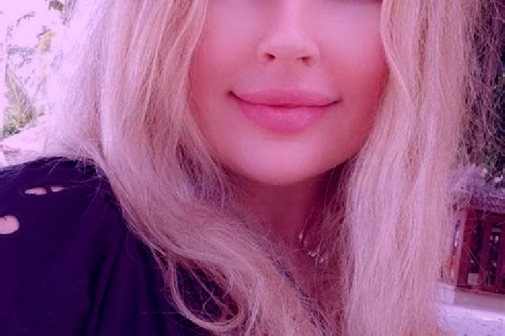 Evelyn, 32, a dark blonde dark-eyed caribbean companion based in Budaors. Offering Tantra, Striptease, GFE, Travel Companion, BDSM. Available for incall and ...