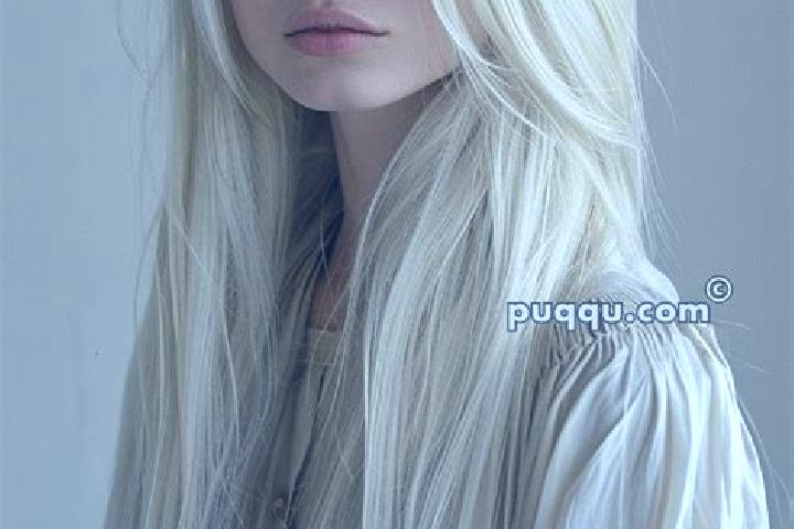 Evelyn, 32, a platinum blonde blue-eyed asian companion based in Limana. Offering Fetish, Party Girl, BDSM. Available for incall and outcall, day and evening...