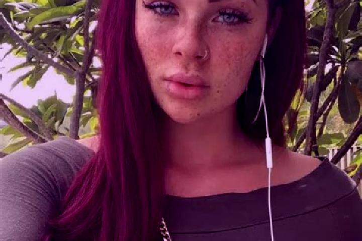 Evelyn, 32, a red blue-eyed caribbean companion based in Alangad. Offering Tantra, Party Girl, Dinner Date. Available for incall and outcall, day and evening...