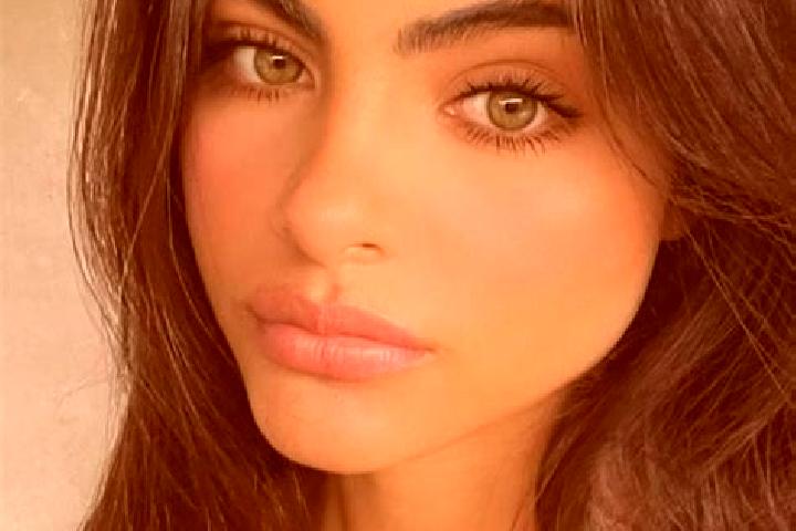 Evelyn, 32, a red dark-eyed indian companion based in Domaradz. Offering Domination, Couples, Overnight, Girlfriend Experience. Available for incall and outc...