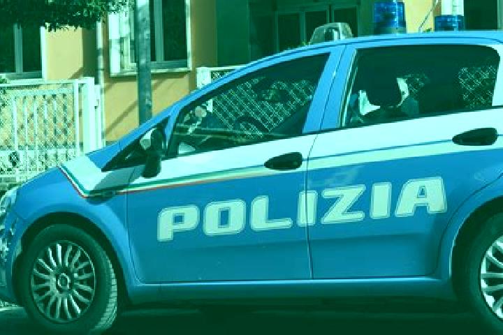 Evelyn, 32 — Escort in Albuccione, Italy