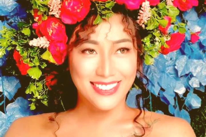 Evelyn, 32 — Escort in Bilar, Philippines