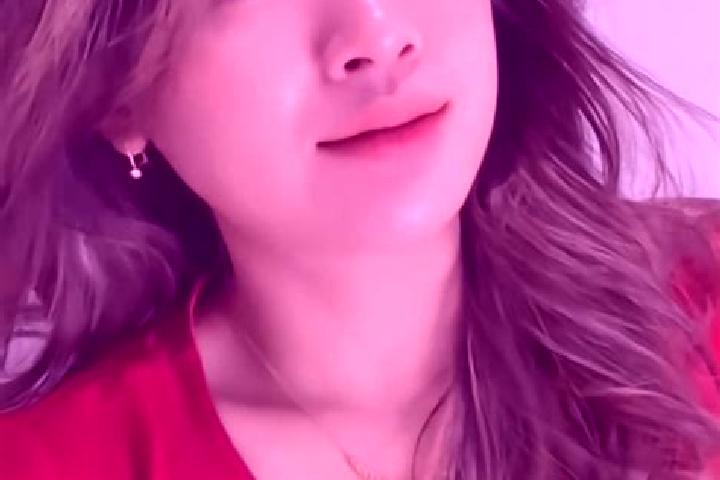 Evelyn, 32 — Escort in Krajan Wuwur, Indonesia