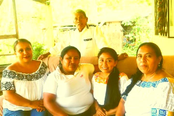 Evelyn, 32 — Escort in Poptun, Guatemala