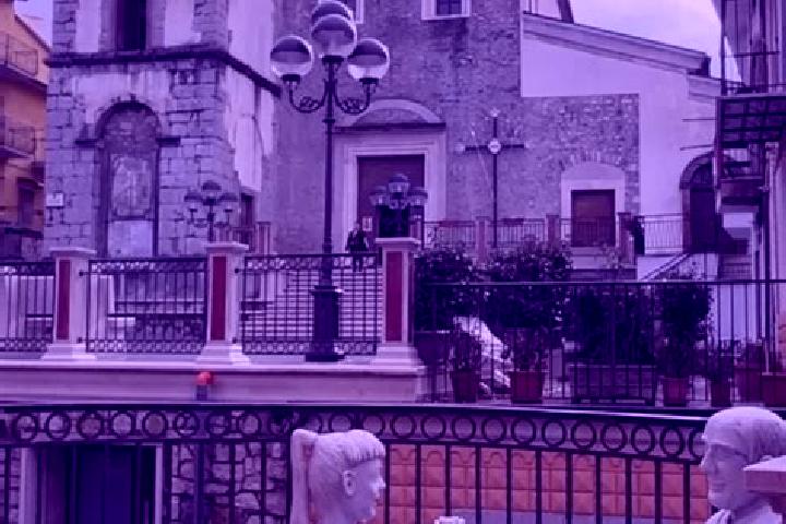 Evelyn, 32 — Escort in Sant Angelo le Fratte, Italy