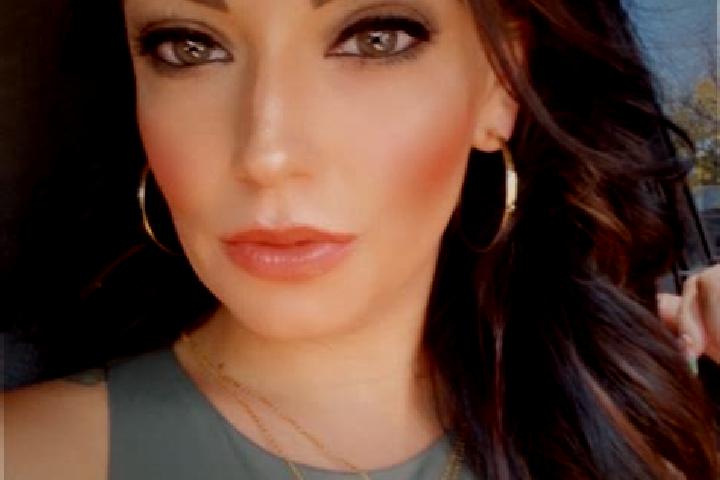 Evelyn, 32 — Escort in Trafford, United States