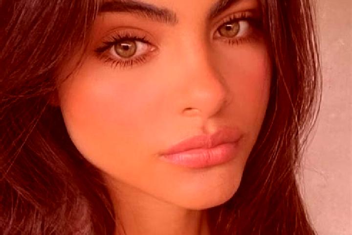 Evelyn, 33, a black green-eyed indian companion based in Bornel. Offering Deep French Kissing, BDSM, CIM. Available for incall and outcall, day and evening d...
