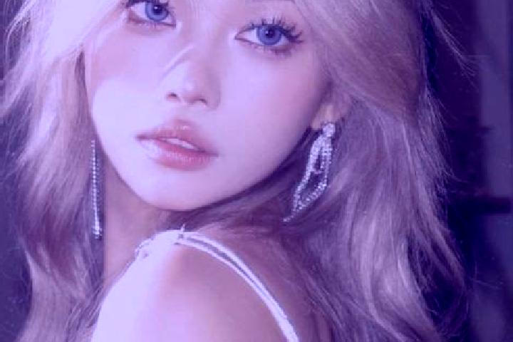 Evelyn, 33, a blonde blue-eyed asian companion based in Killam. Offering GFE, 69, Roleplay, OWO. Available for incall and outcall, overnight bookings available.